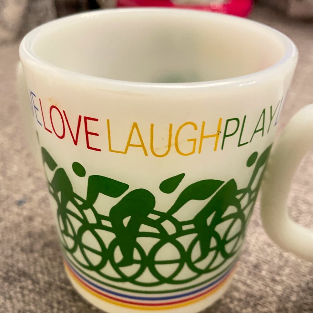 Set of 4 - 1980 Live Love Laugh‎ Play Rainbow Mugs Cup 10 oz